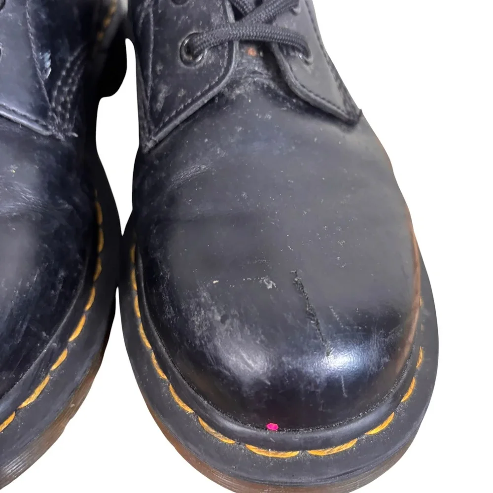 Dr. Martens 1460 Smooth Leather 8-Eye Combat Boots Black Yellow Stitching Sz 8